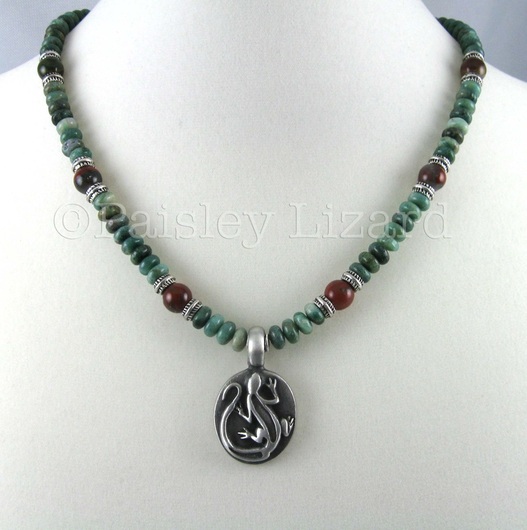 beaded necklace with lizard pendant