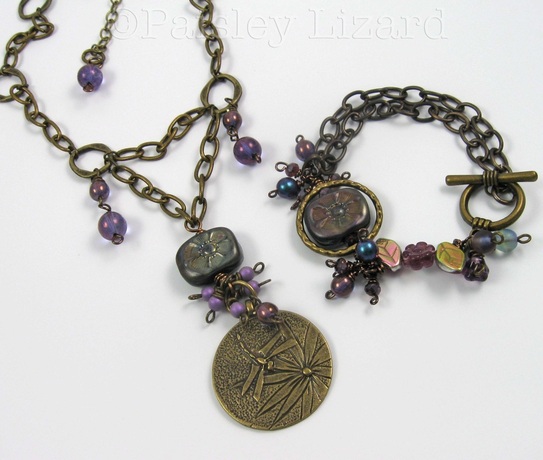 Picture of bracelet and necklace