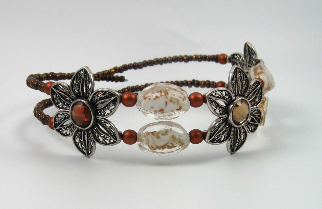 metal flower choker side view