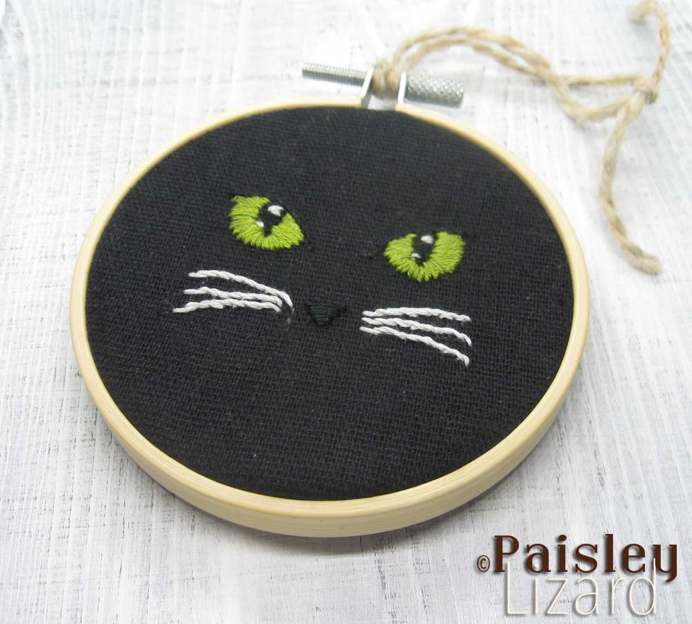 Black cat face embroidered ornament